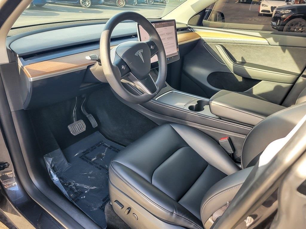 2024 TESLA MODEL Y - Image 8