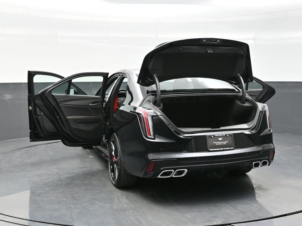 2025 Cadillac CT4 photo 28