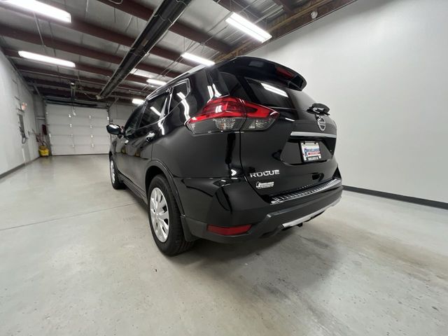 2017 Nissan Rogue S photo 6