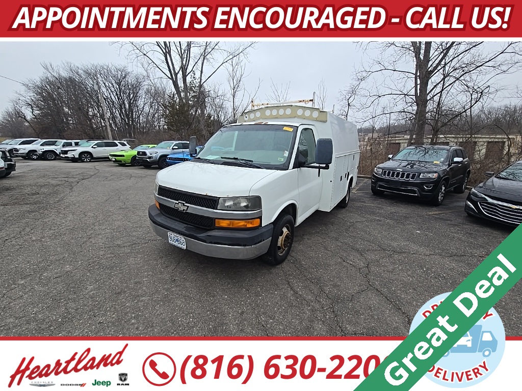 2008 Chevrolet Express G3500's photo