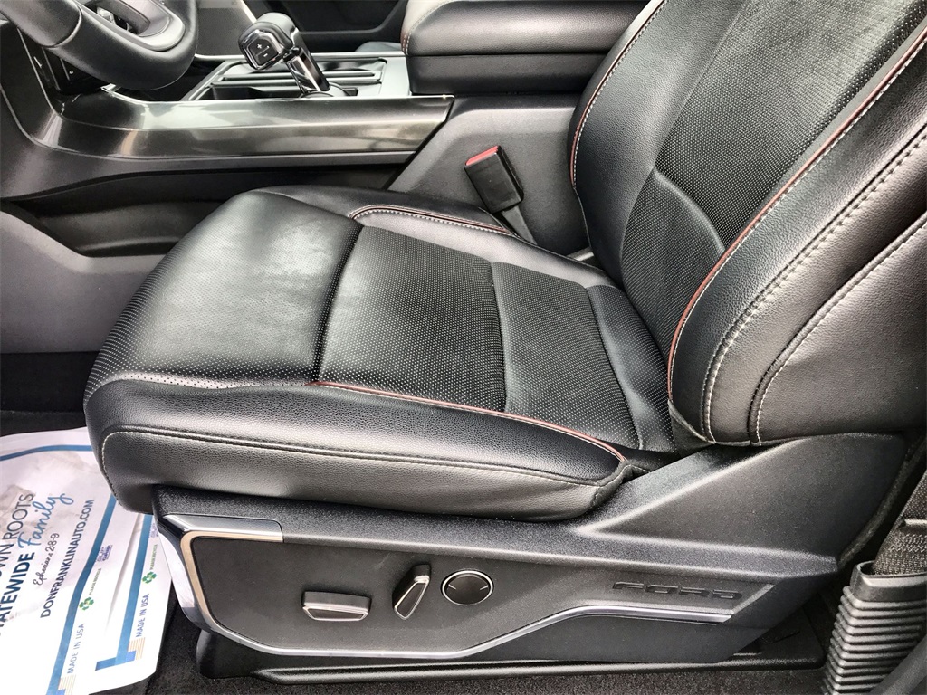 2023 Ford F-150 Lariat photo 12