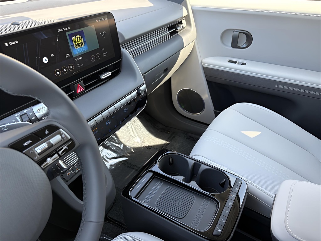 2025 Hyundai Ioniq 5 Limited photo 7