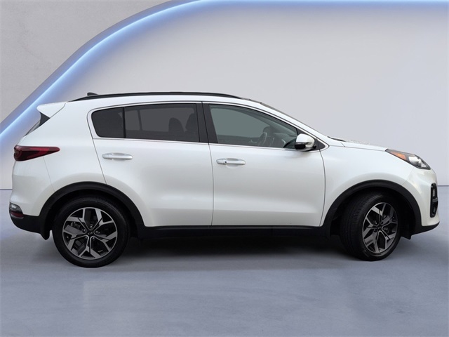 2022 Kia Sportage EX photo 3
