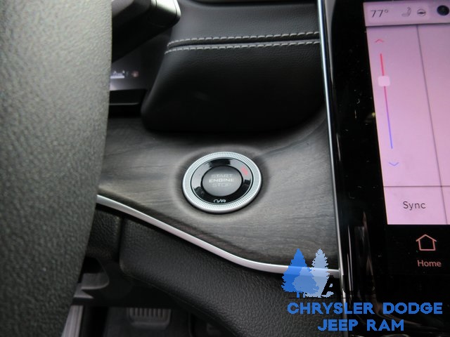 2025 Jeep Grand Cherokee Limited photo 8