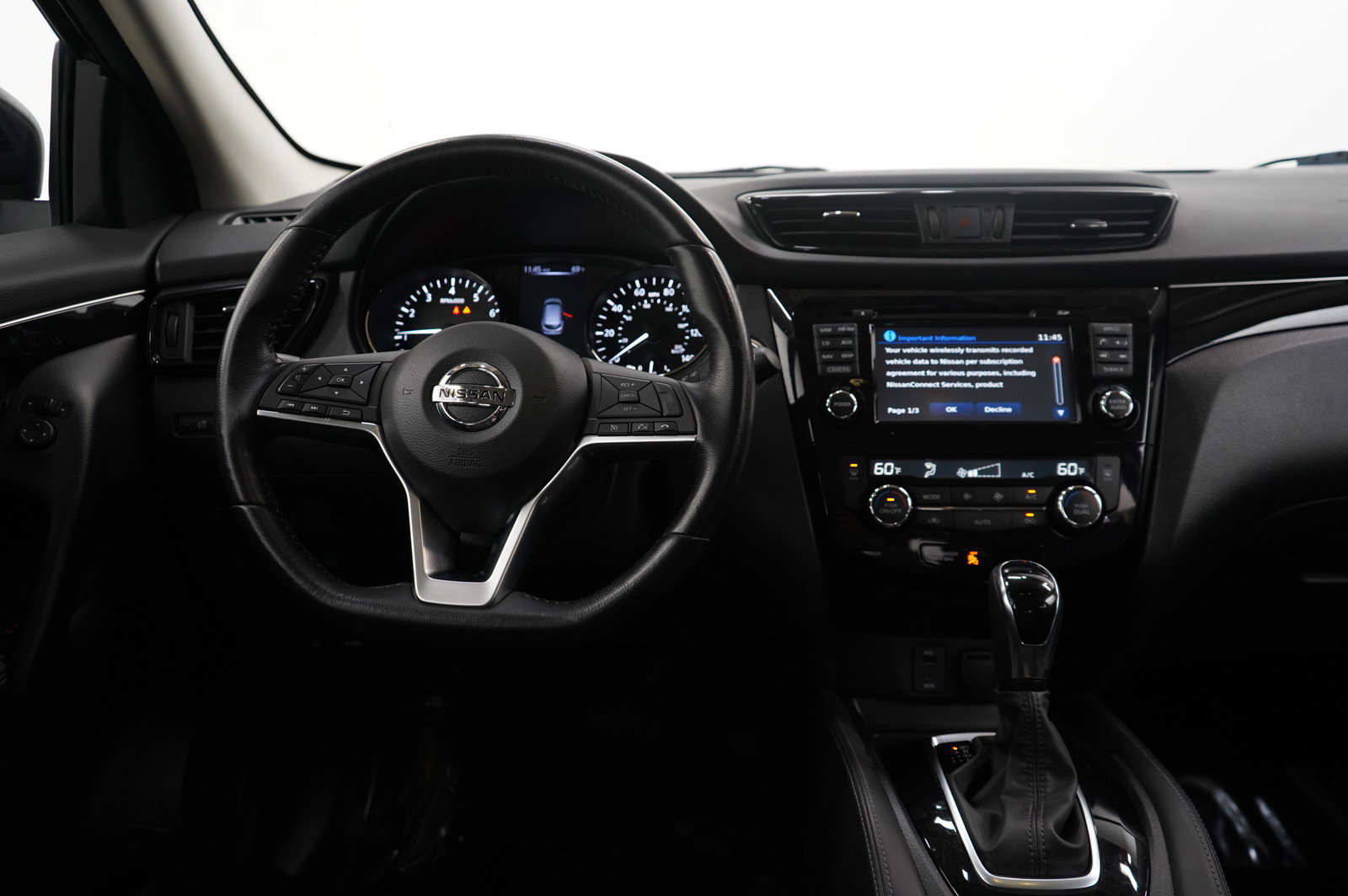 2017 Nissan Rogue Sport SL photo 12