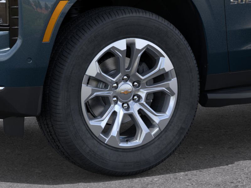 2026 Chevrolet Suburban LT photo 8