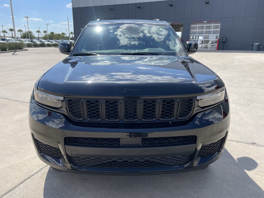 2024 Jeep Grand Cherokee Altitude photo 6