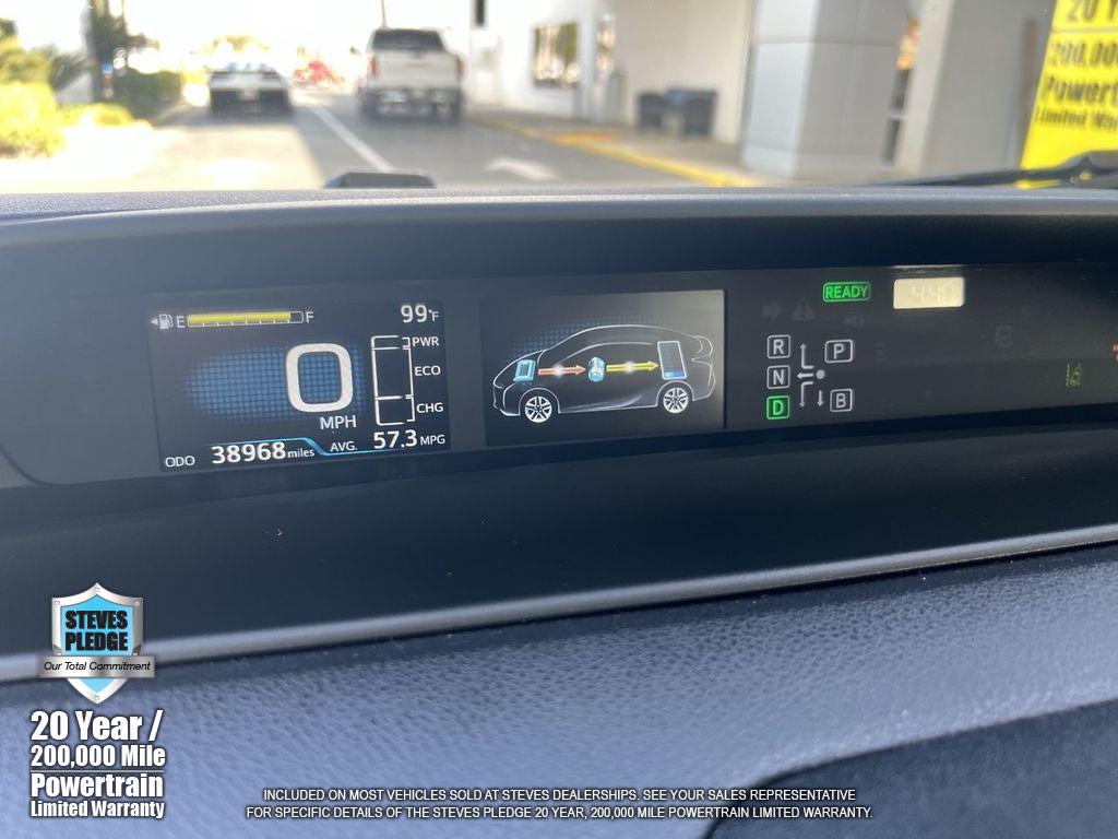2018 Toyota Prius Two photo 14