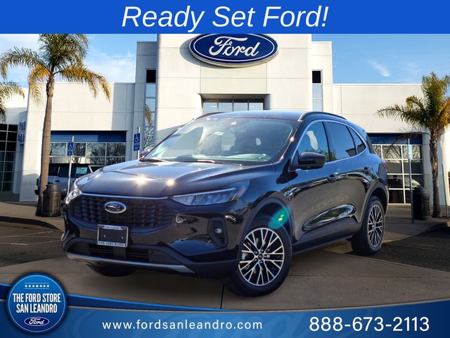 2025 Ford Escape PHEV's photo