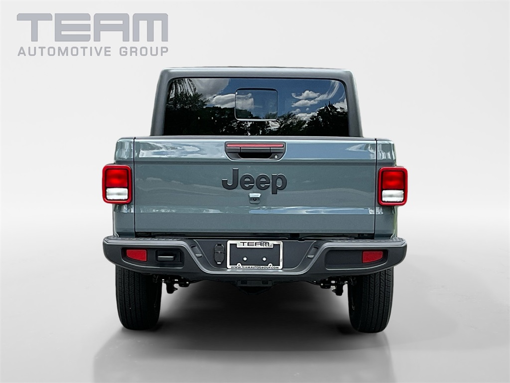 2025 Jeep Gladiator Sport photo 6
