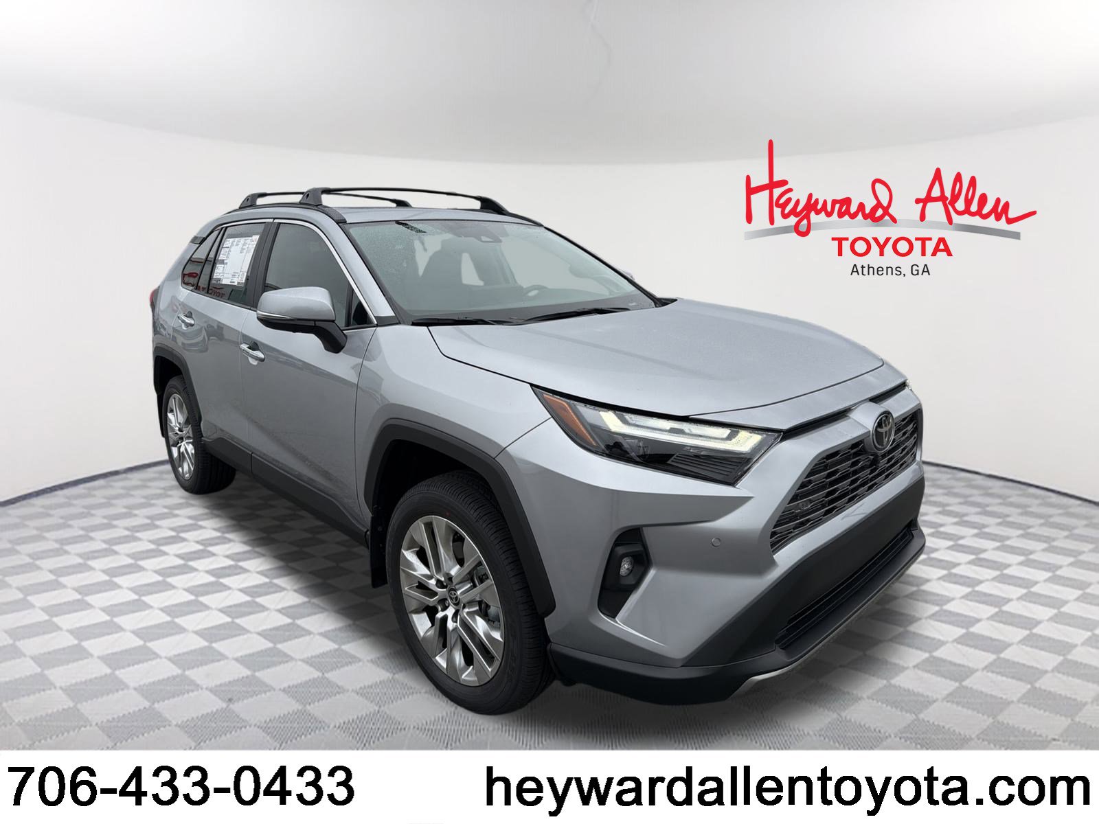 2025 Toyota RAV4 Limited's photo