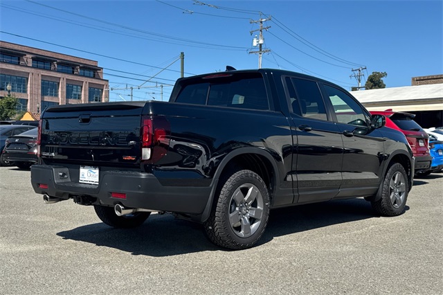 2025 Honda Ridgeline TrailSport photo 5