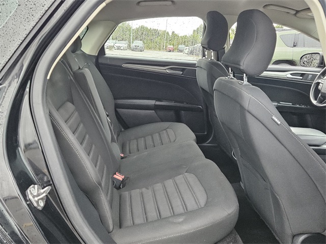 2018 Ford Fusion SE photo 13