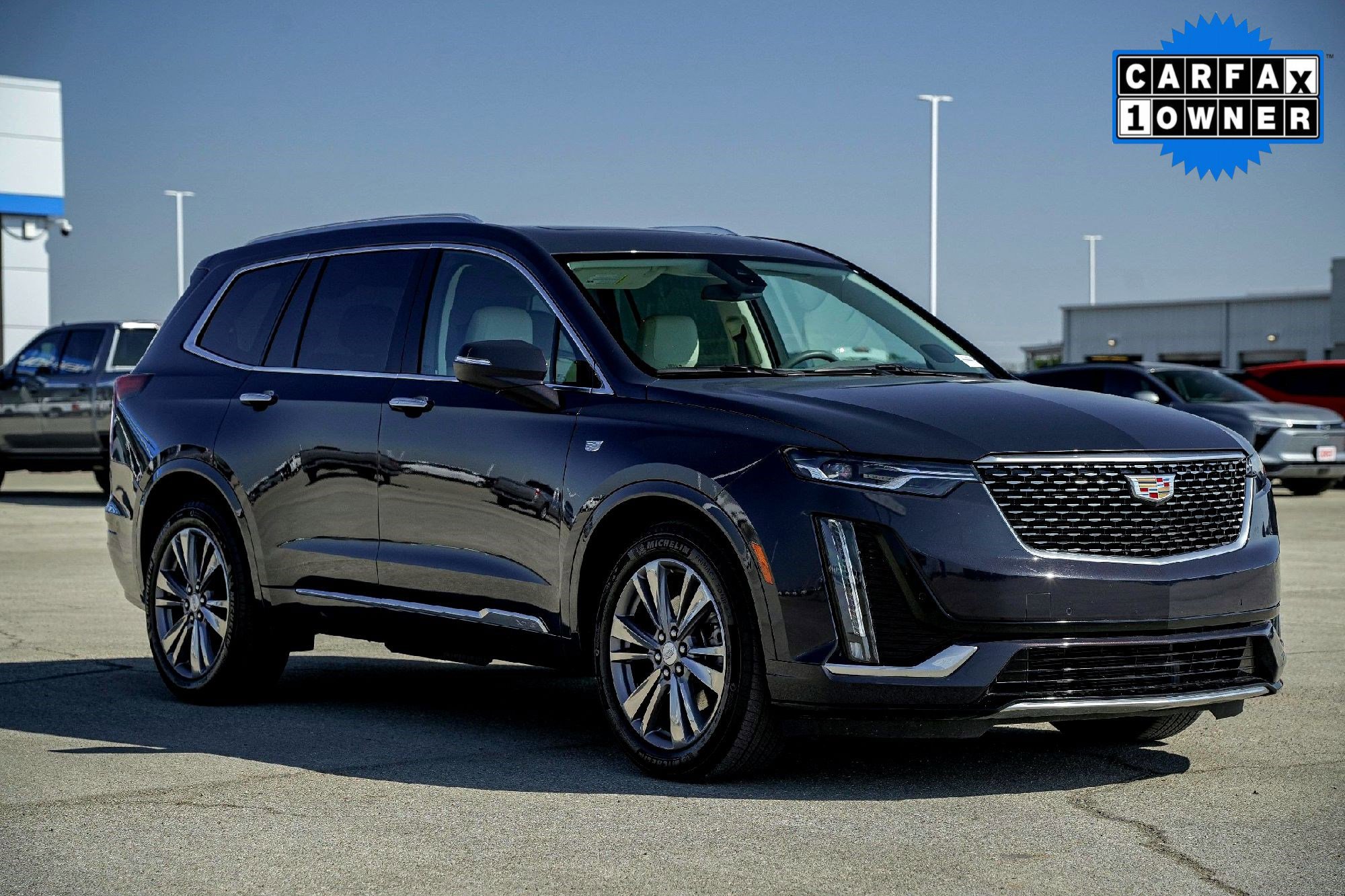 2025 Cadillac XT6 Premium Luxury photo 7