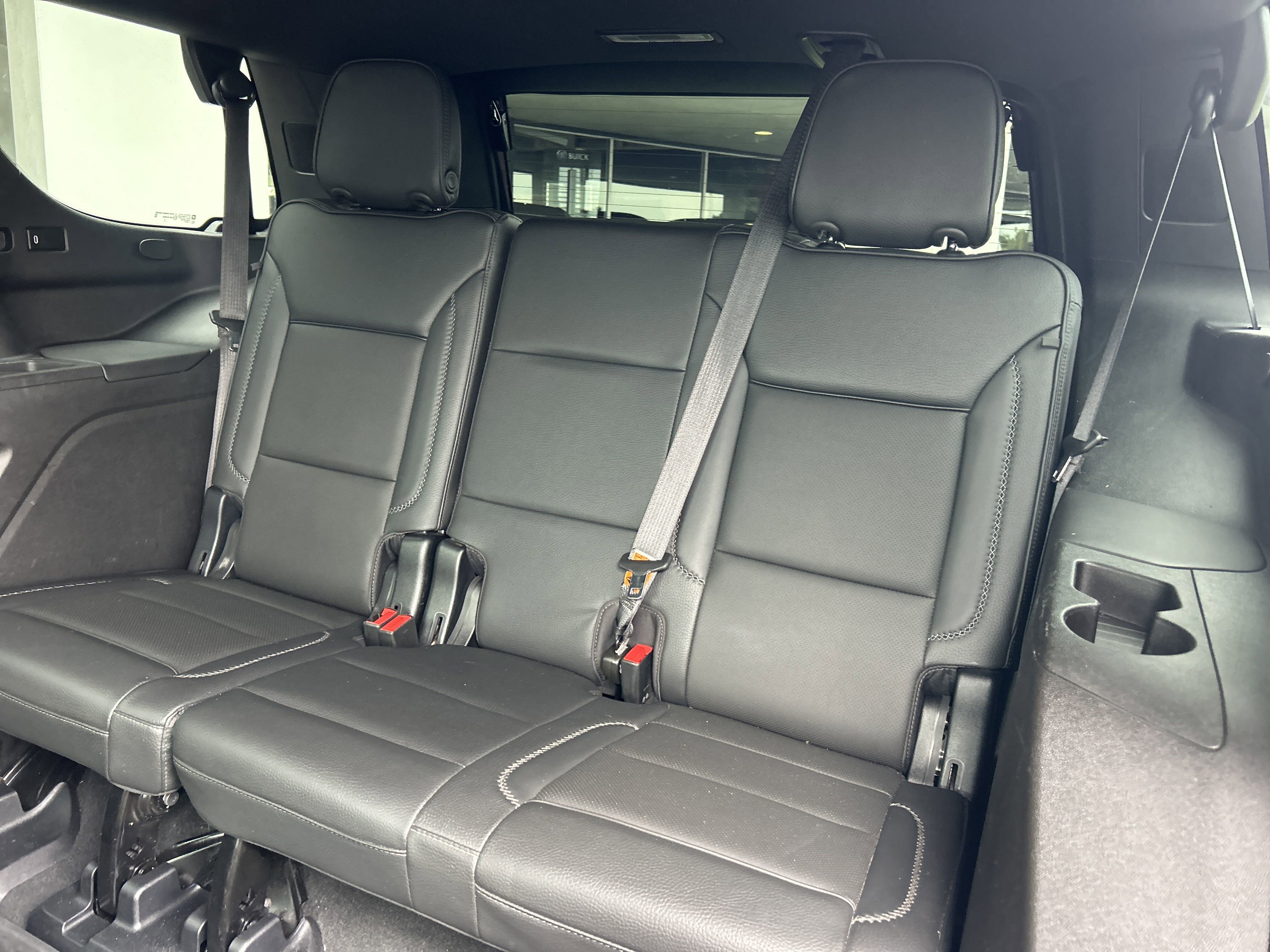 2023 Gmc Yukon Denali photo 2