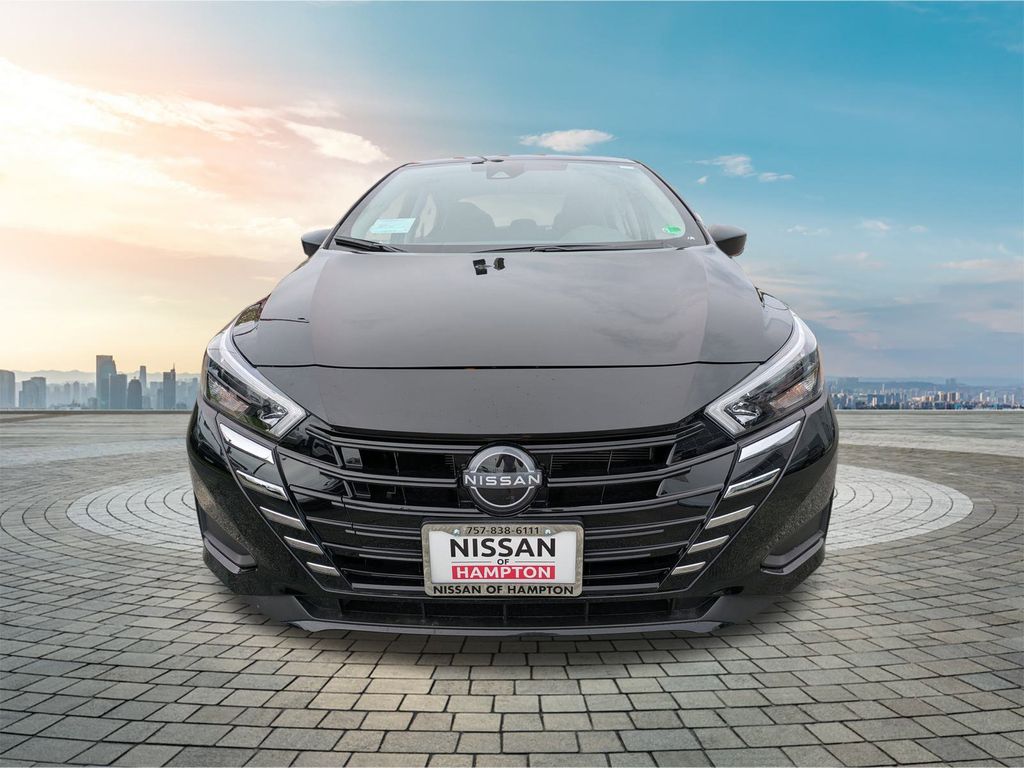 2025 Nissan Versa S photo 4