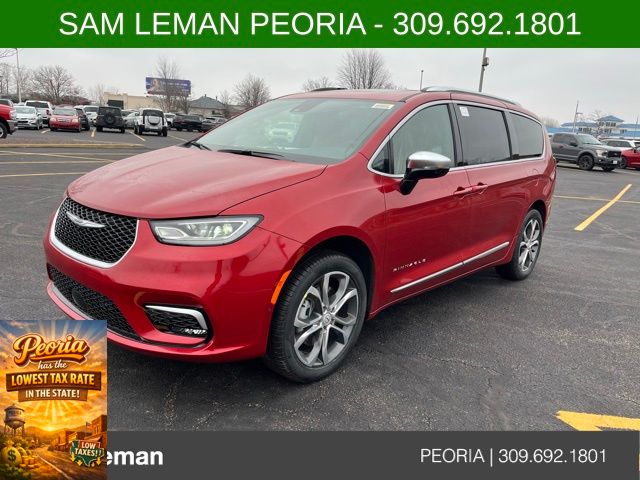 2026 Chrysler Pacifica Pinnacle's photo