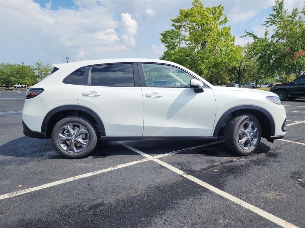 2026 Honda HR-V LX photo 15