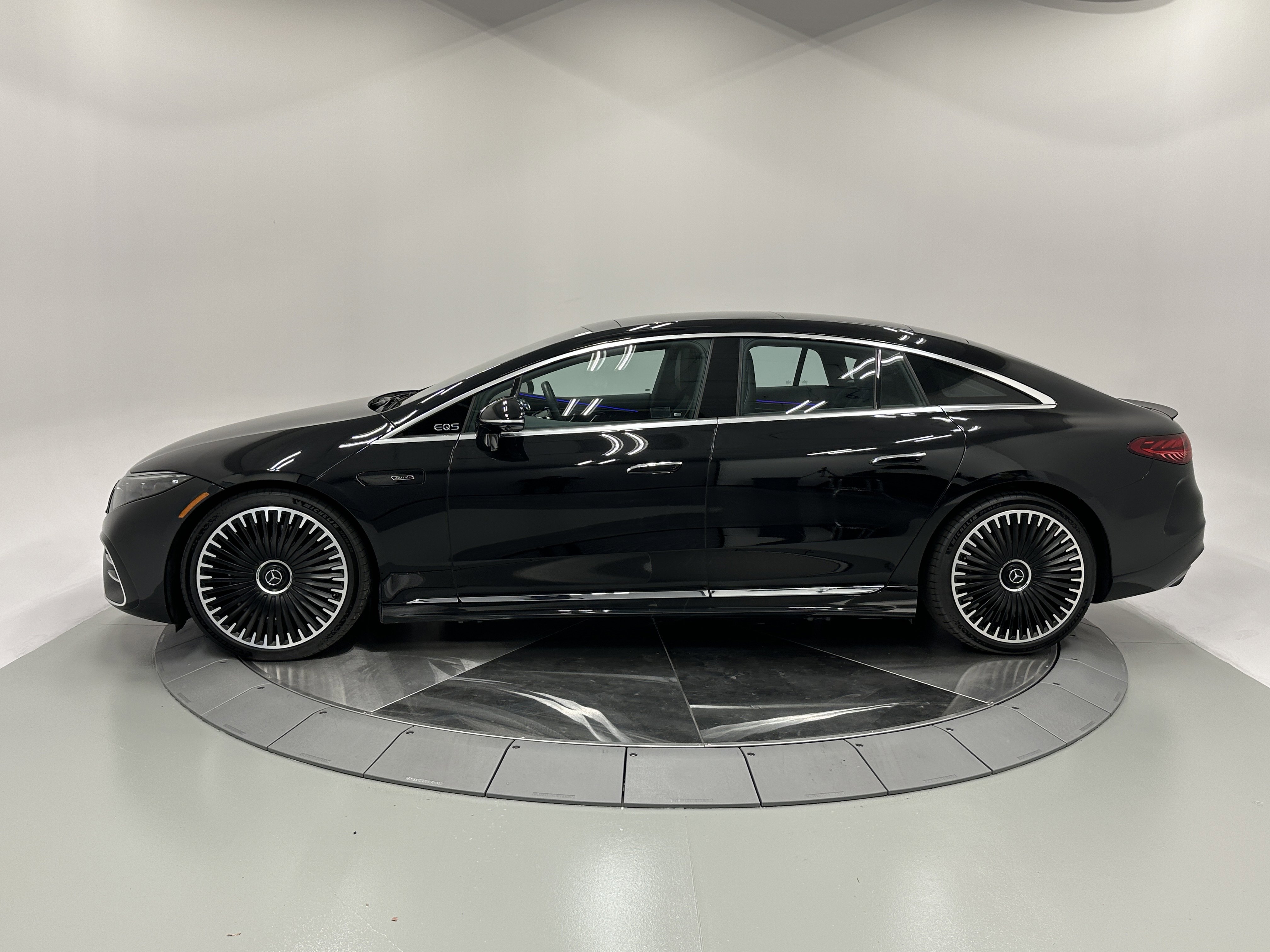 2023 Mercedes Benz EQS Sedan AMG photo 4