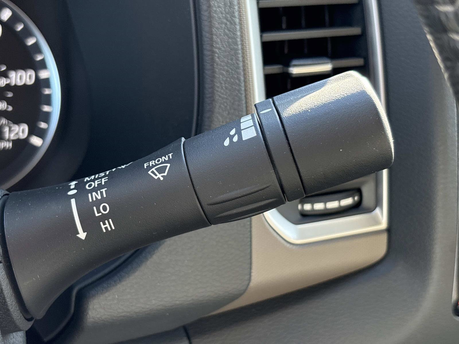 2023 Nissan Frontier SV photo 28