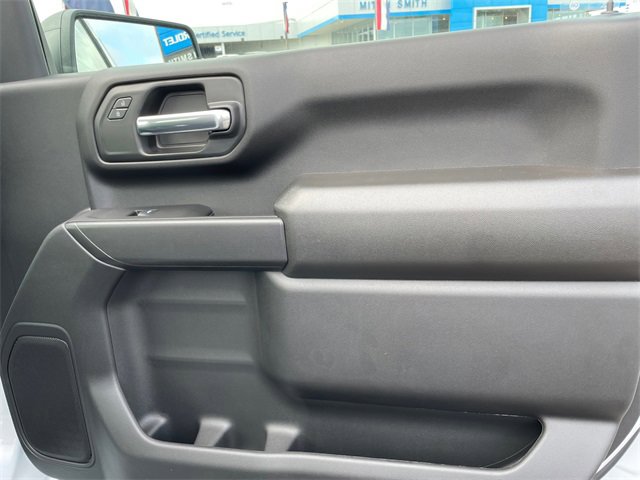 2025 Chevrolet Silverado 2500HD photo 13