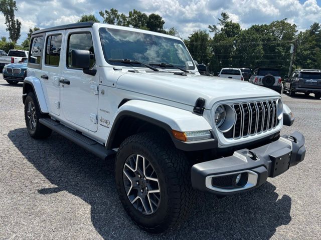 2024 Jeep Wrangler Sahara photo 2