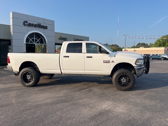2017 Ram 2500 Tradesman photo 2