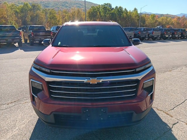 2026 Chevrolet Traverse photo 2
