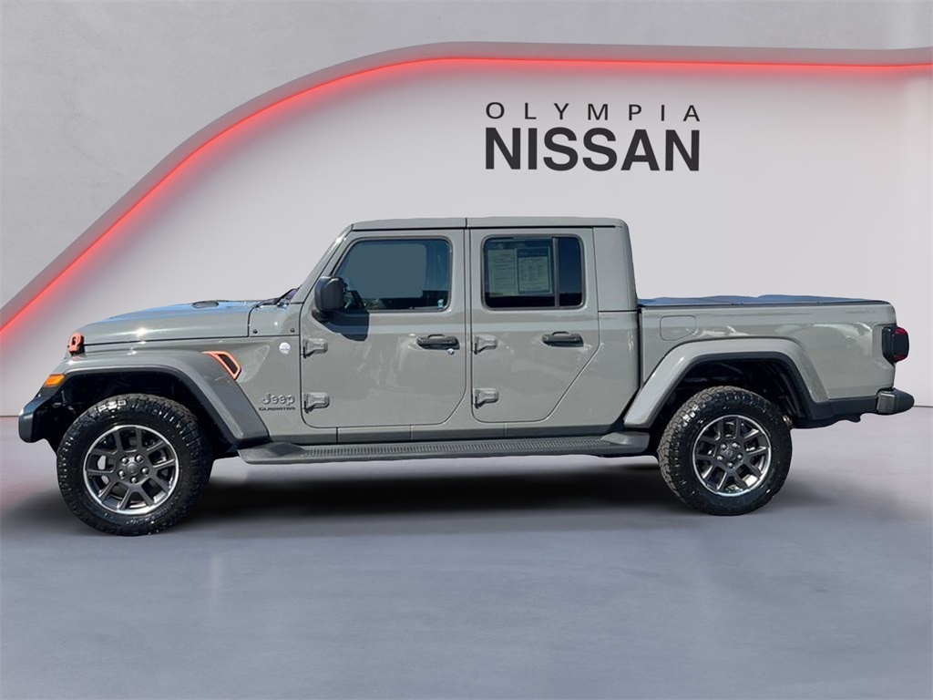 2020 Jeep Gladiator Overland photo 2