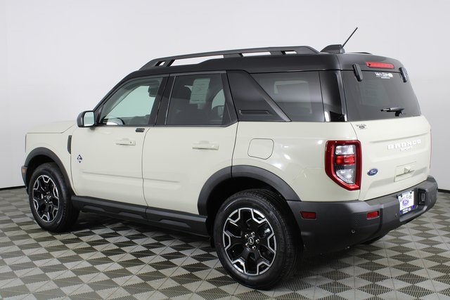 2025 Ford Bronco Sport Outer Banks photo 4