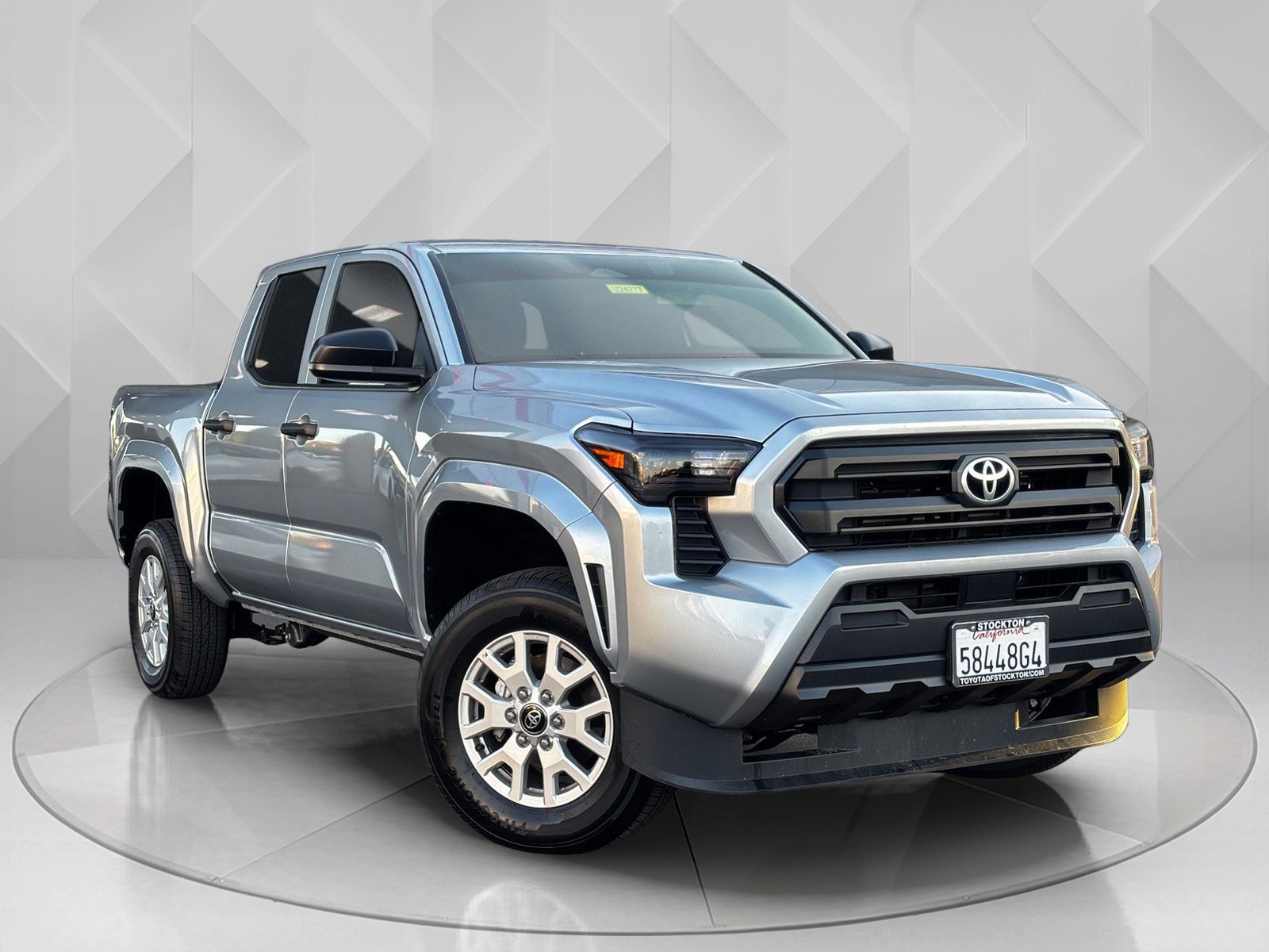 2025 Toyota Tacoma SR 4x4 photo 5