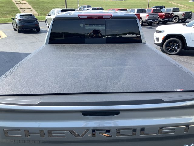 2025 Chevrolet Silverado 1500 High Country photo 7