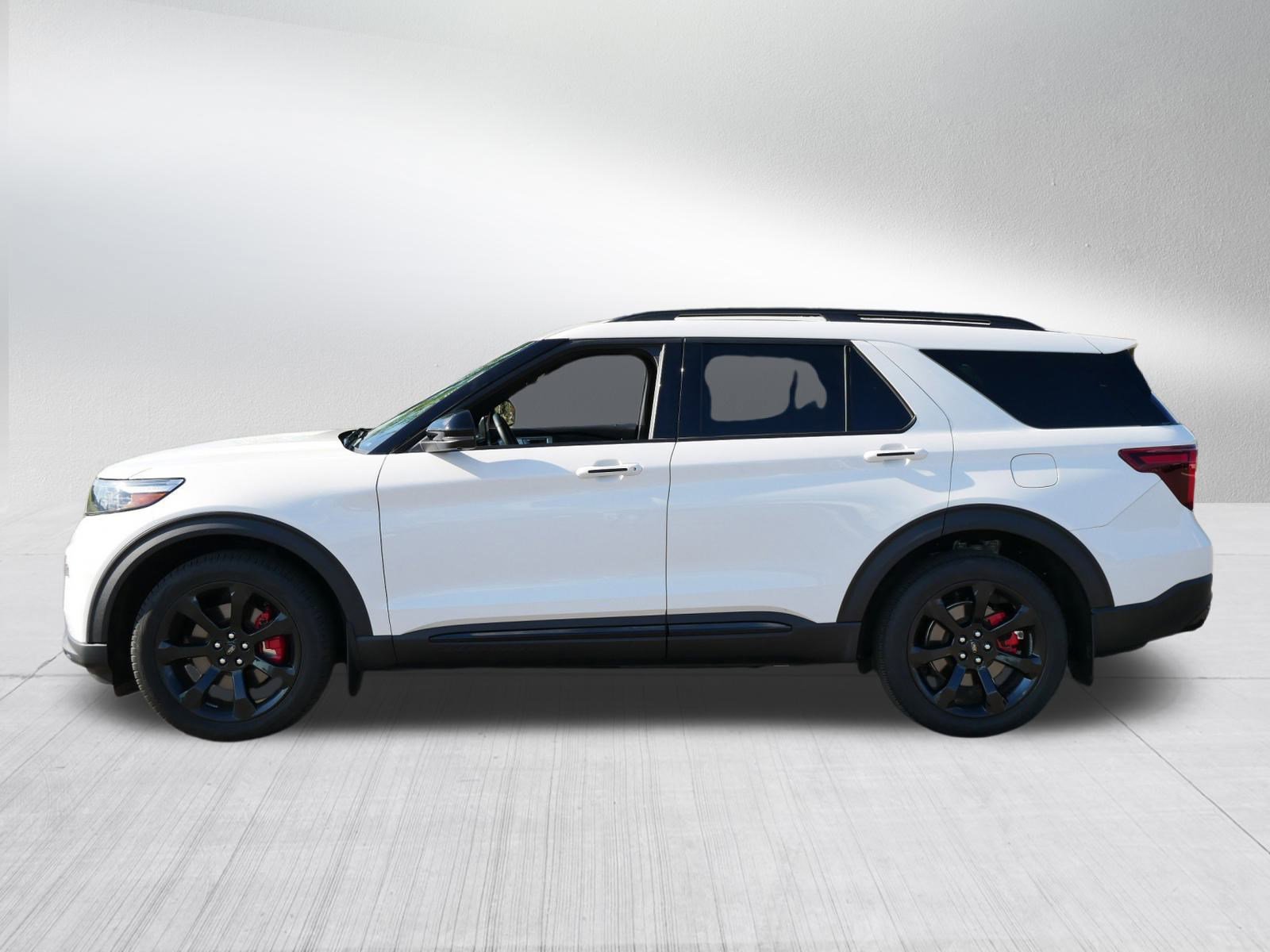 2023 Ford Explorer ST photo 4