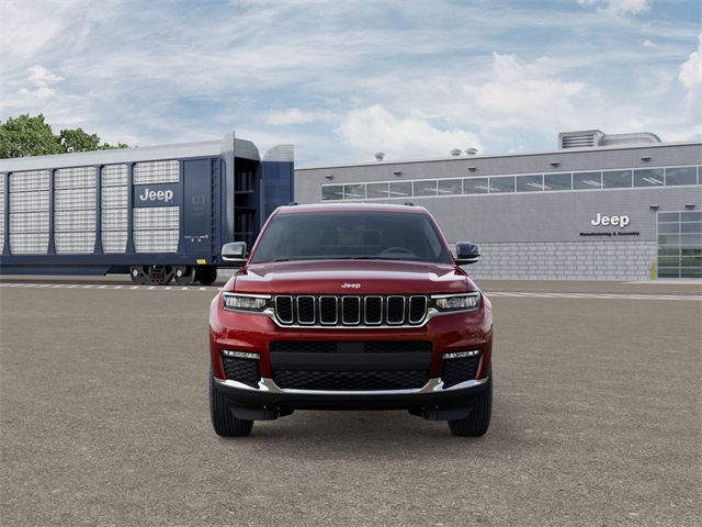 2025 Jeep Grand Cherokee Limited photo 3