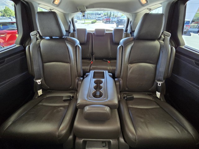 2019 Honda Odyssey Touring photo 17