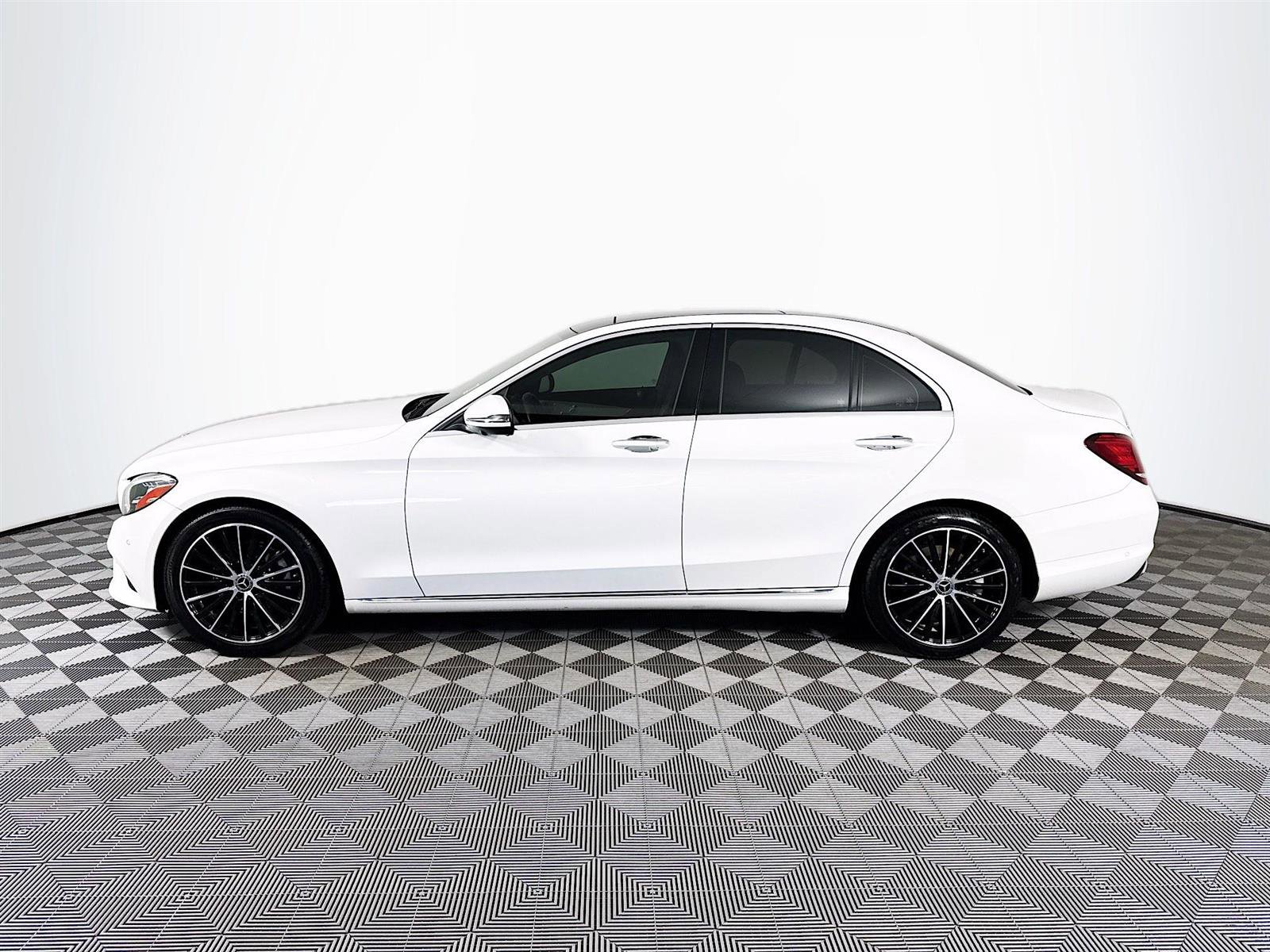 2021 Mercedes Benz C 300 Sedan photo 4