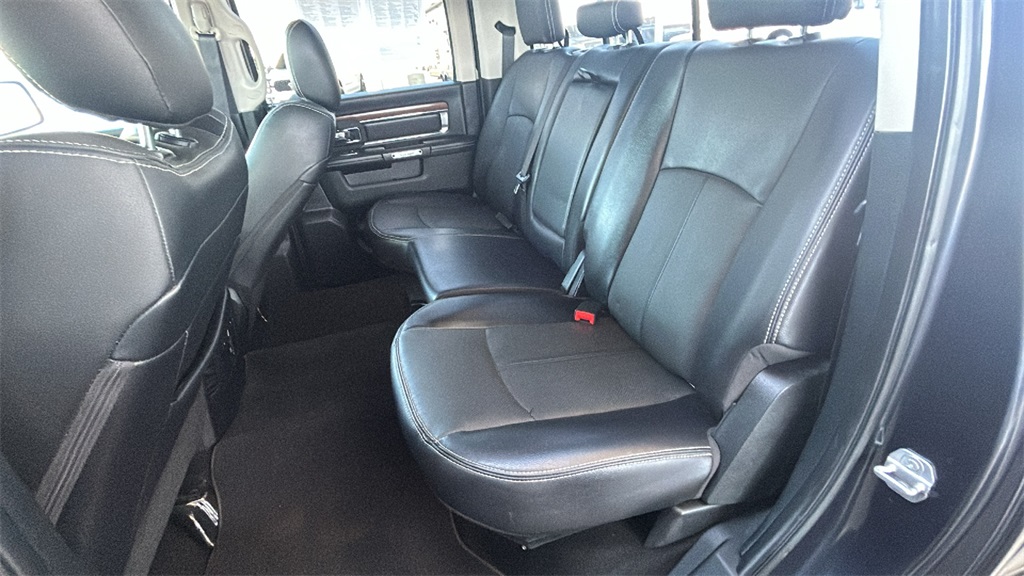 2018 Ram 1500 Laramie photo 21