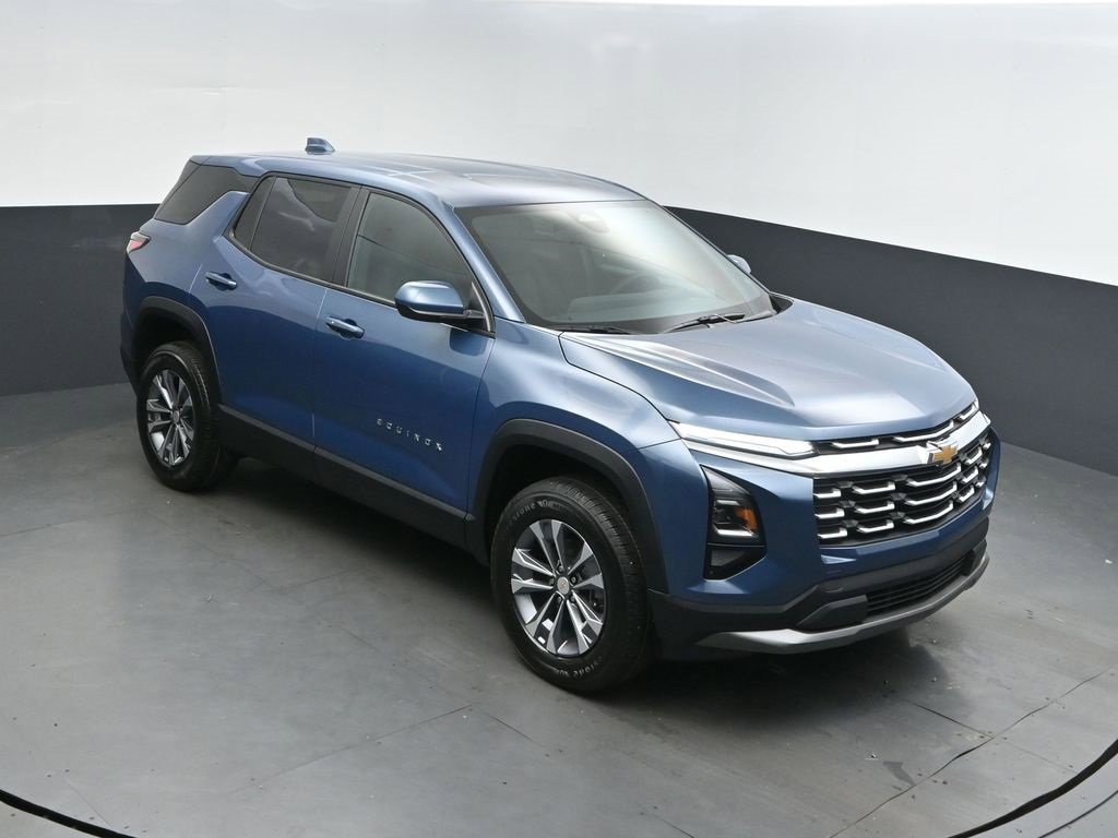 2026 Chevrolet Equinox LT's photo