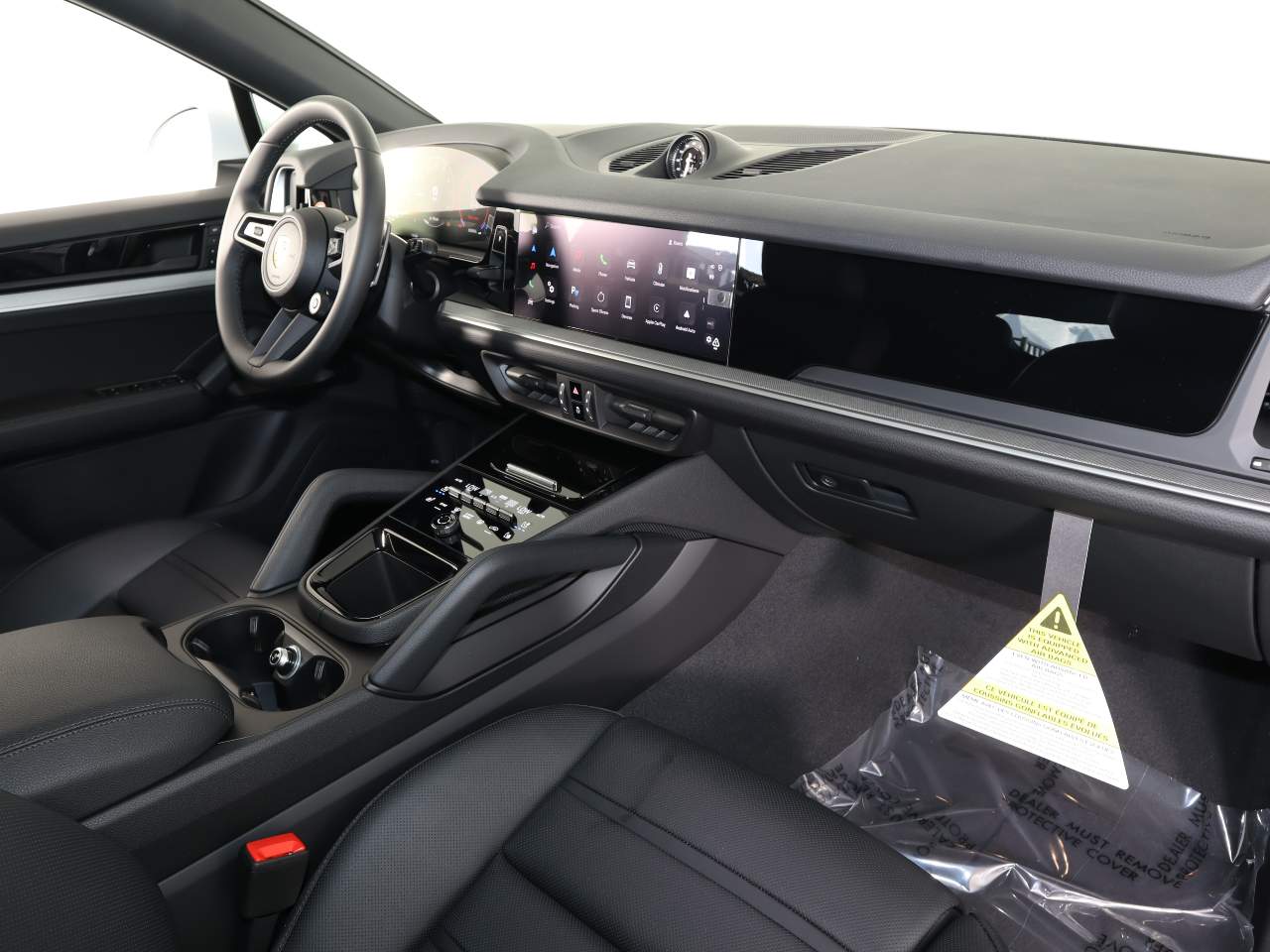 2025 Porsche Cayenne Coupe photo 20