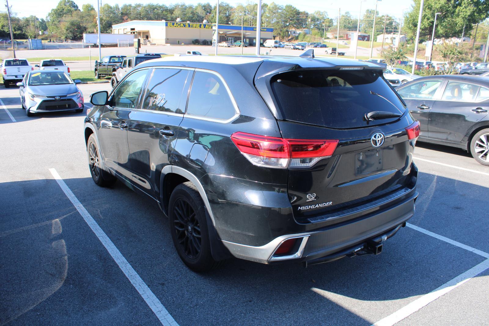 2017 Toyota Highlander SE XLE photo 7