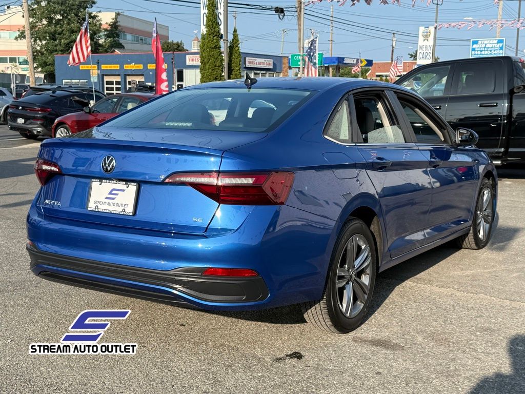 2024 Volkswagen Jetta 1.5T SE photo 4