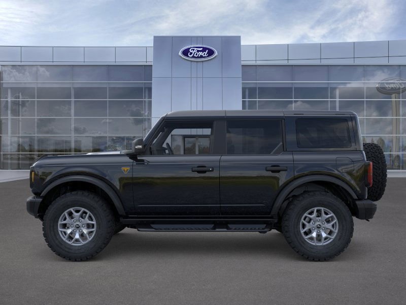 2025 Ford Bronco Badlands photo 2