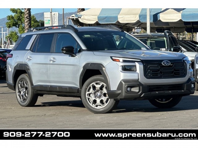 2026 Subaru Outback Premium's photo