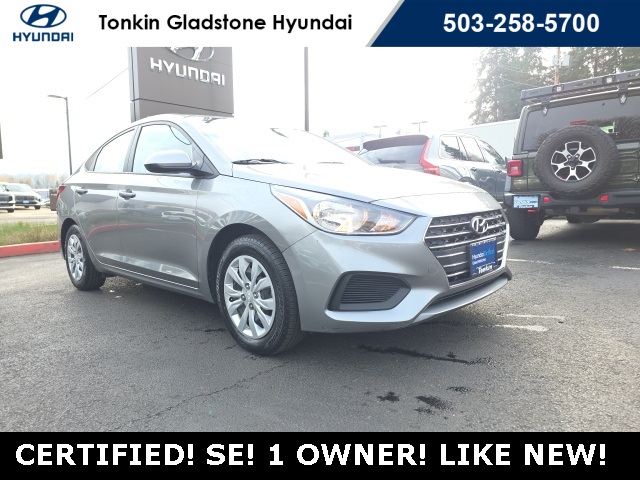 2022 Hyundai Accent SE's photo