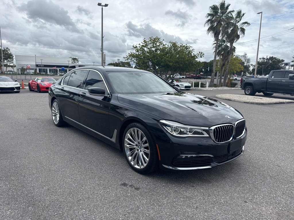 2018 BMW 7 Series 750i's photo