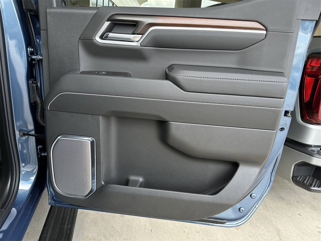 2026 Gmc Sierra Denali photo 32