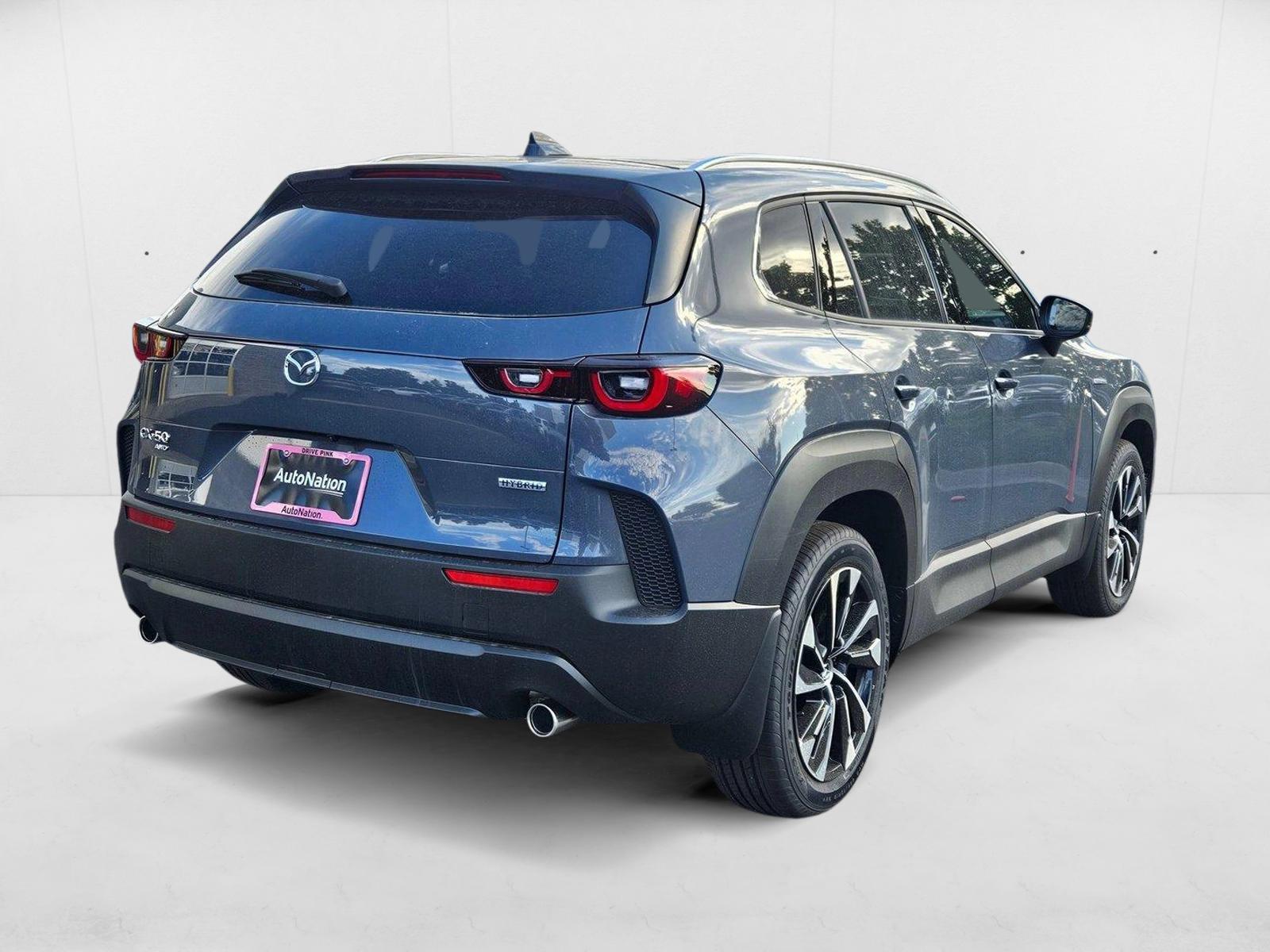 2025 Mazda CX-50 Premium Plus photo 2