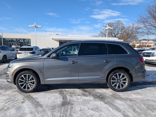 2017 Audi Q7 Premium Plus's photo