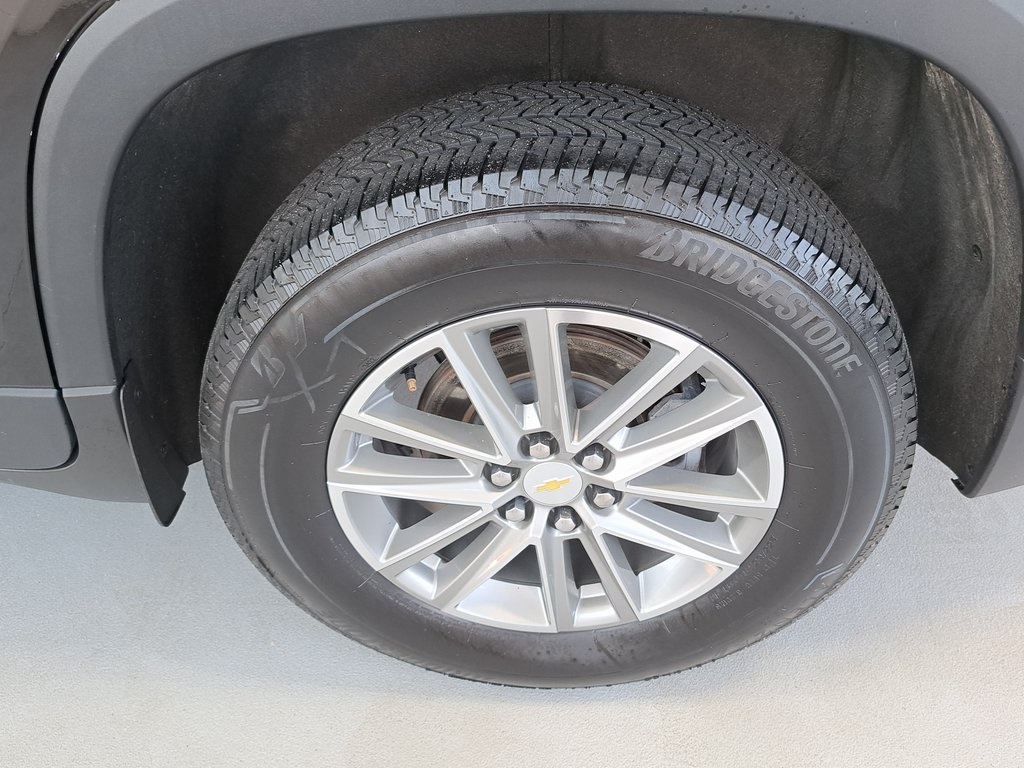 2023 Chevrolet Traverse Cloth photo 35