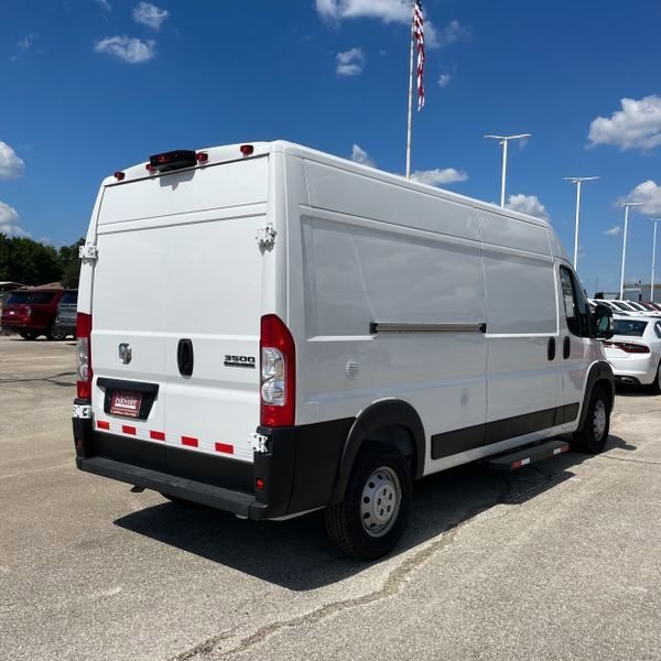 2023 Ram ProMaster 3500 Cargo Van photo 3